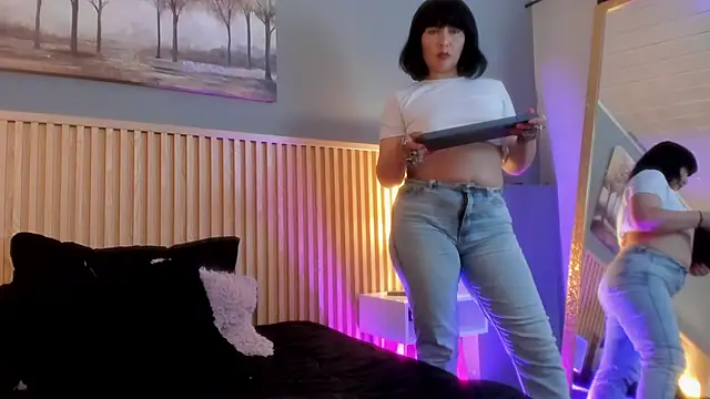 Snapshot of lilith_catt chatting on October 2, 7:54 pm lilith catt online show from October 2, 7:54 pm