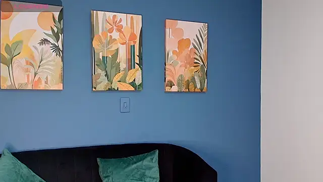 Zamira Taylor online show from October 15, 11:27 pm