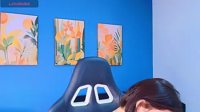 Zamira Taylor online show from October 20, 11:49 pm