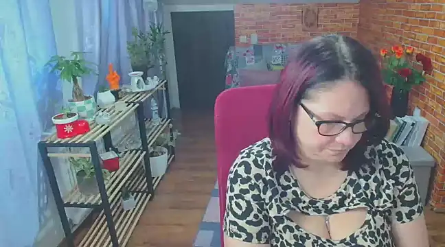 like2knowyou online show from February 25, 11:30 am