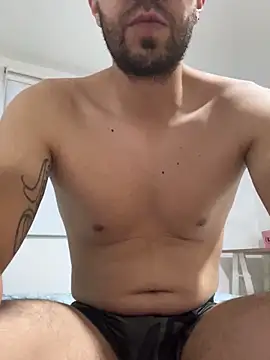 BastianVega online show from February 18, 4:15 am