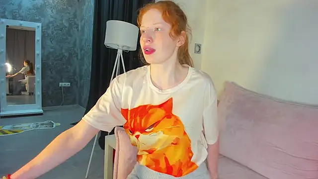 Sandra Wi1son online show from February 25, 1:37 am