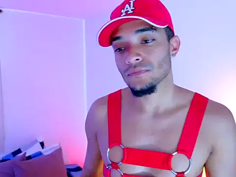 Snapshot of eross_chipre_ chatting on January 8, 8:00 pm eross chipre online show from January 8, 8:00 pm