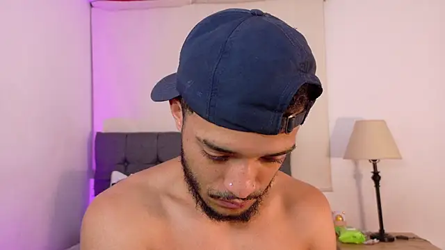 eross chipre  online show from April 8, 3:50 am