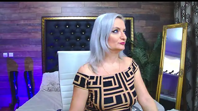 LadyTouch online show from February 24, 1:13 am