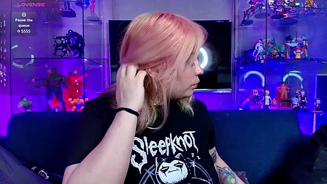 missa motato online show from February 28, 11:11 am