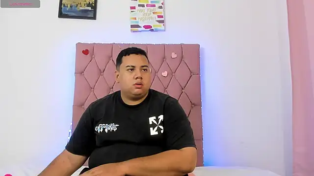 MICHAEL AND SHARON online show from November 24, 4:23 am