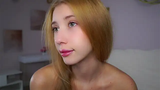 SunnivaCovil online show from November 18, 2:54 pm