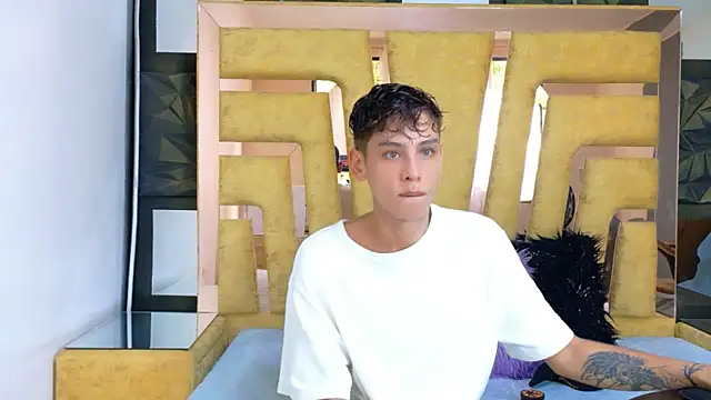 Noahoconor online show from September 16, 5:03 pm