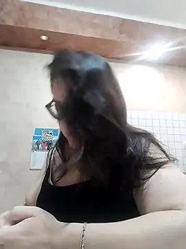 Dolcecurvy online show from November 18, 8:19 am