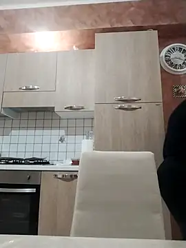 Dolcecurvy online show from June 23, 1:42 pm