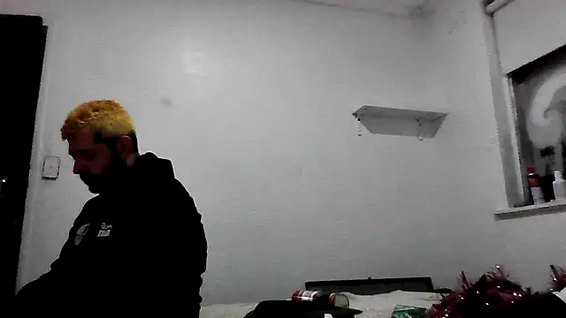 Snapshot of kinkyfag94 chatting on December 20, 1:07 pm kinkyfag94 online show from December 20, 1:07 pm