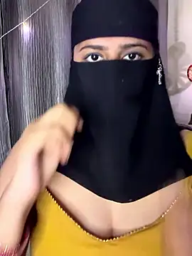 Dishasarmaa05 online show from January 9, 4:43 pm