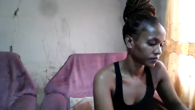 sexybigass31 online show from March 25, 5:46 am