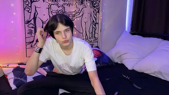 timi-moon online show from February 19, 10:34 am