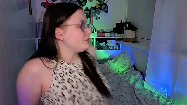 milliedoll online show from November 26, 10:27 am