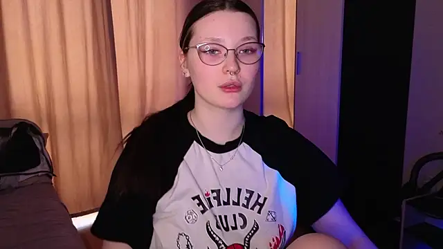 milliedoll online show from March 26, 9:04 am