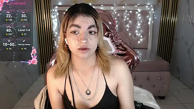 Snapshot of lili_conor_s chatting on September 23, 3:42 am lili conor s online show from September 23, 3:42 am