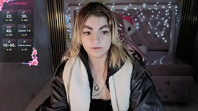 Snapshot of lili_conor_s chatting on November 13, 3:16 am lili conor s online show from November 13, 3:16 am