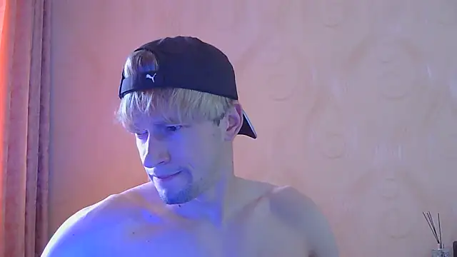 frama666 online show from May 20, 1:28 pm