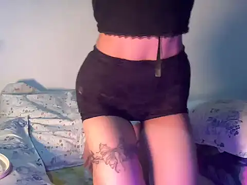  luckylips online show from March 23, 6:23 pm