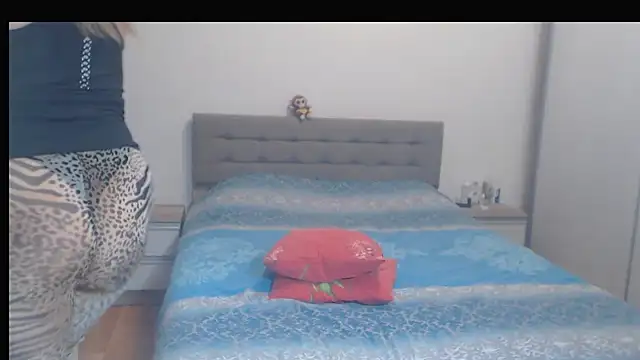 MatureDiana online show from February 4, 2:28 am