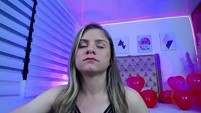 Snapshot of ValeAmayaa chatting on February 20, 11:32 pm ValeAmayaa online show from February 20, 11:32 pm