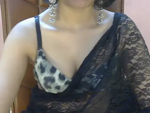 Cute Pihu01 online show from May 16, 8:07 pm