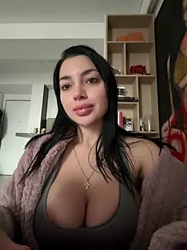 Mia Splash online show from February 9, 11:47 am