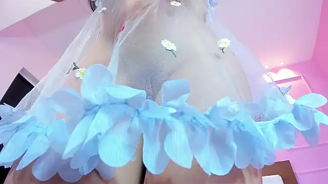 SOPHIATRISTA online show from November 12, 12:38 pm