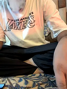 Snapshot of 9inch_hard chatting on November 11, 10:43 pm 9inch hard online show from November 11, 10:43 pm