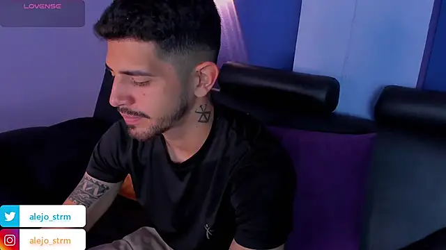 AlejandroStormm online show from October 3, 9:12 pm