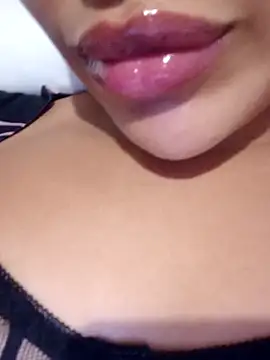 Snapshot of Sexlove1xo chatting on September 28, 5:07 pm Sexlove1xo online show from September 28, 5:07 pm