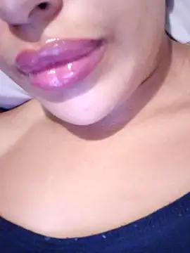 Snapshot of Sexlove1xo chatting on October 16, 3:46 pm Sexlove1xo online show from October 16, 3:46 pm