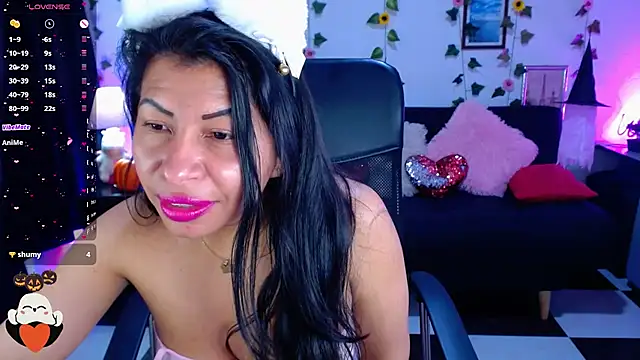 AbbyPrincessAGT online show from October 28, 9:50 pm