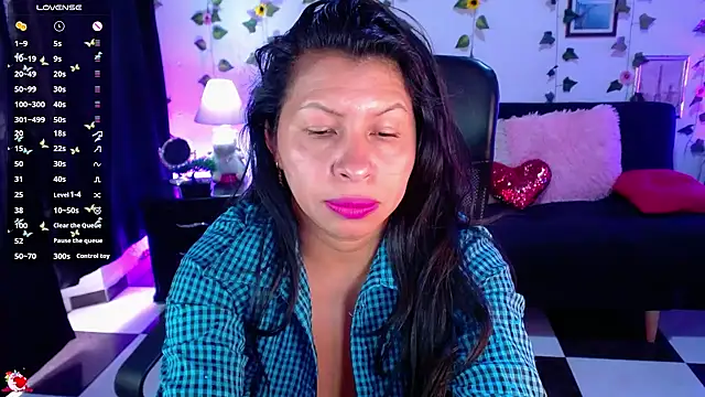 AbbyPrincessAGT online show from February 6, 9:18 pm