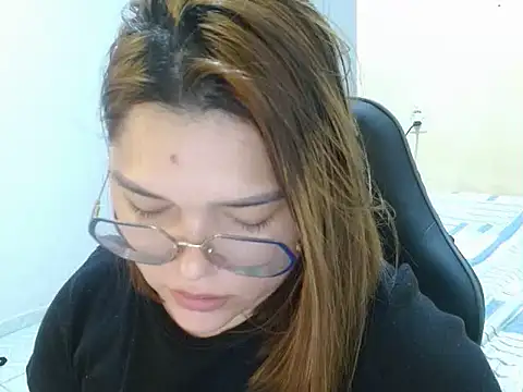 GoddessChaar online show from March 1, 11:47 pm