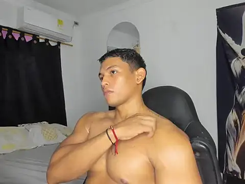 bigger ragnarsson online show from March 12, 1:28 pm