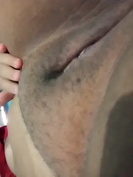 Snapshot of Milynhaofc chatting on December 14, 9:47 am Milynhaofc online show from December 14, 9:47 am