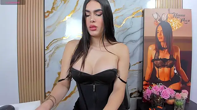 Hannaroosseee online show from April 22, 6:53 pm