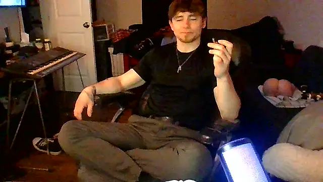 JCstrings online show from March 8, 4:23 am