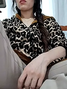 BUSE8821 online show from November 29, 1:58 pm