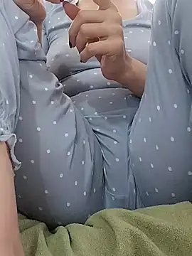 BUSE8821 online show from December 5, 9:51 am