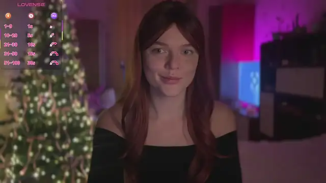 CherryRed Girl online show from December 15, 7:07 pm