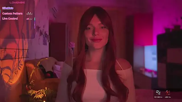 CherryRed Girl online show from February 3, 8:03 pm