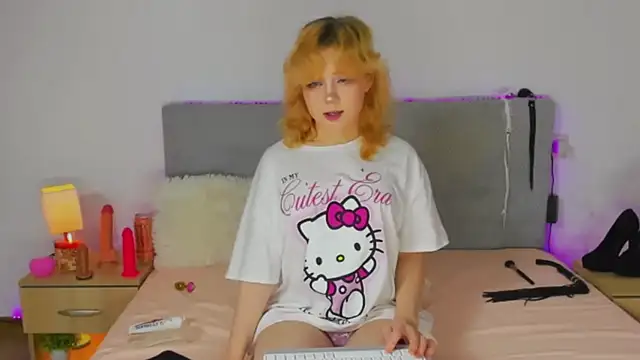 EmilyAngells online show from November 22, 1:10 pm