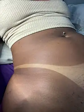 yasmimbrasileirinha online show from February 22, 11:35 pm