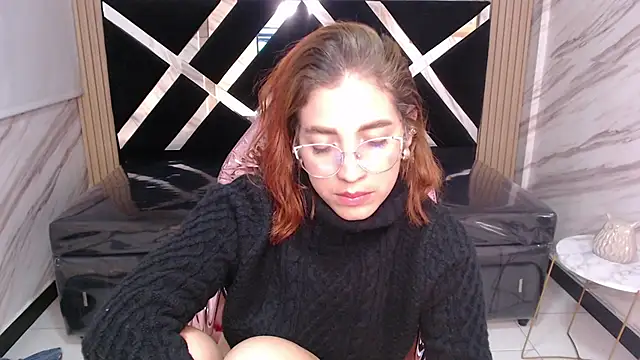 Snapshot of Angeles_v chatting on March 11, 1:37 am Angeles v online show from March 11, 1:37 am