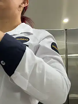 Megan-01- online show from February 12, 11:49 am