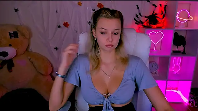 melissa richardson online show from October 25, 8:33 am